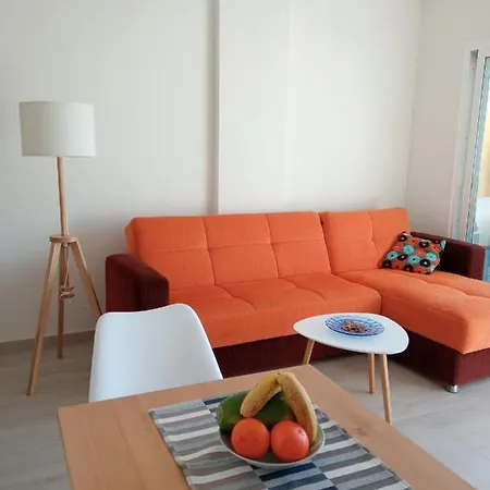 Apartment Sunshine, What Else? *