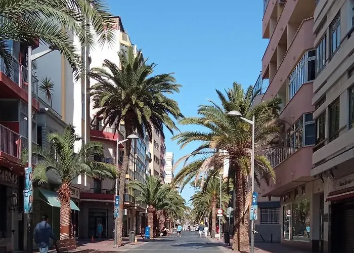 公寓 Sunshine, What Else?