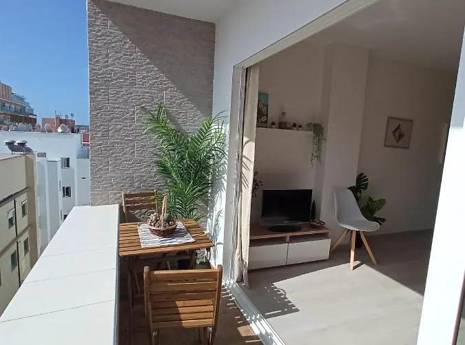 Sunshine, What Else? Апартаменти