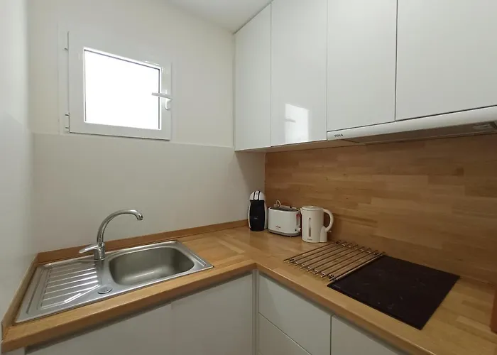 Sunshine, What Else? Апартаменти