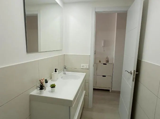 Sunshine, What Else? Las Palmas de Gran Canaria